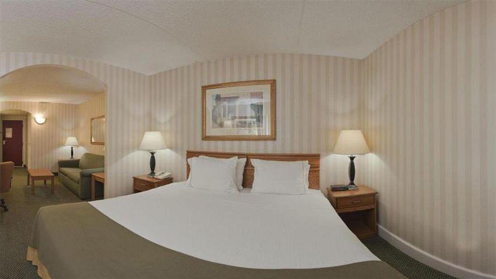 Holiday Inn Express Frazer - Malvern, An Ihg Hotel Esterno foto
